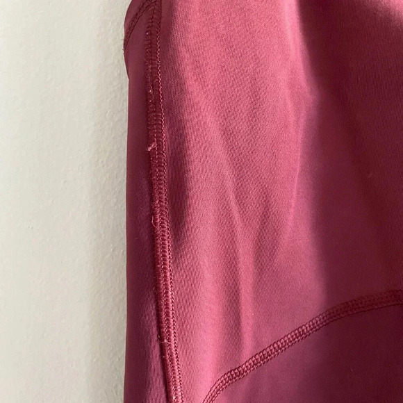 LULULEMON Purple Cropped Mid-Rise Leggings With Pockets  Size 6 - Picture 10 of 16
